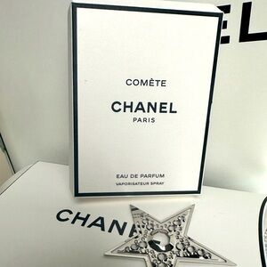 Chanel Comete eau de perfume sample with a souvenir